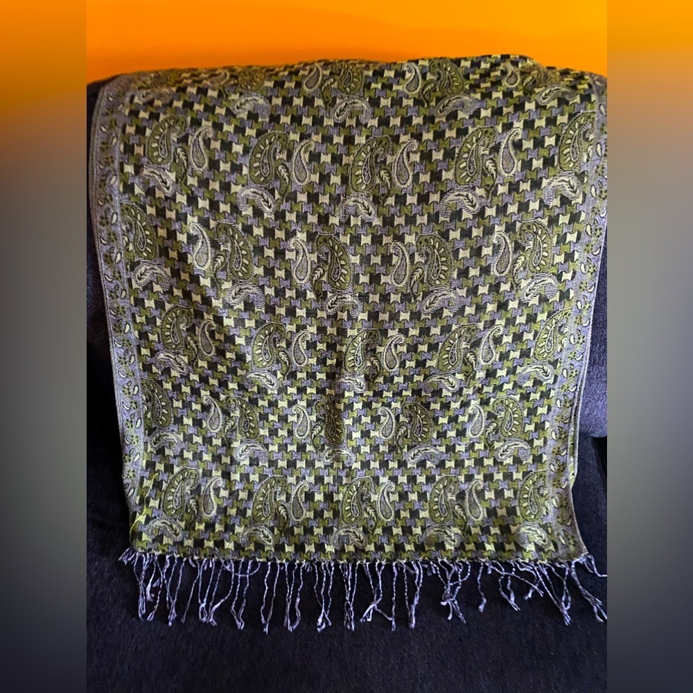 Green and Black Woven Scarf